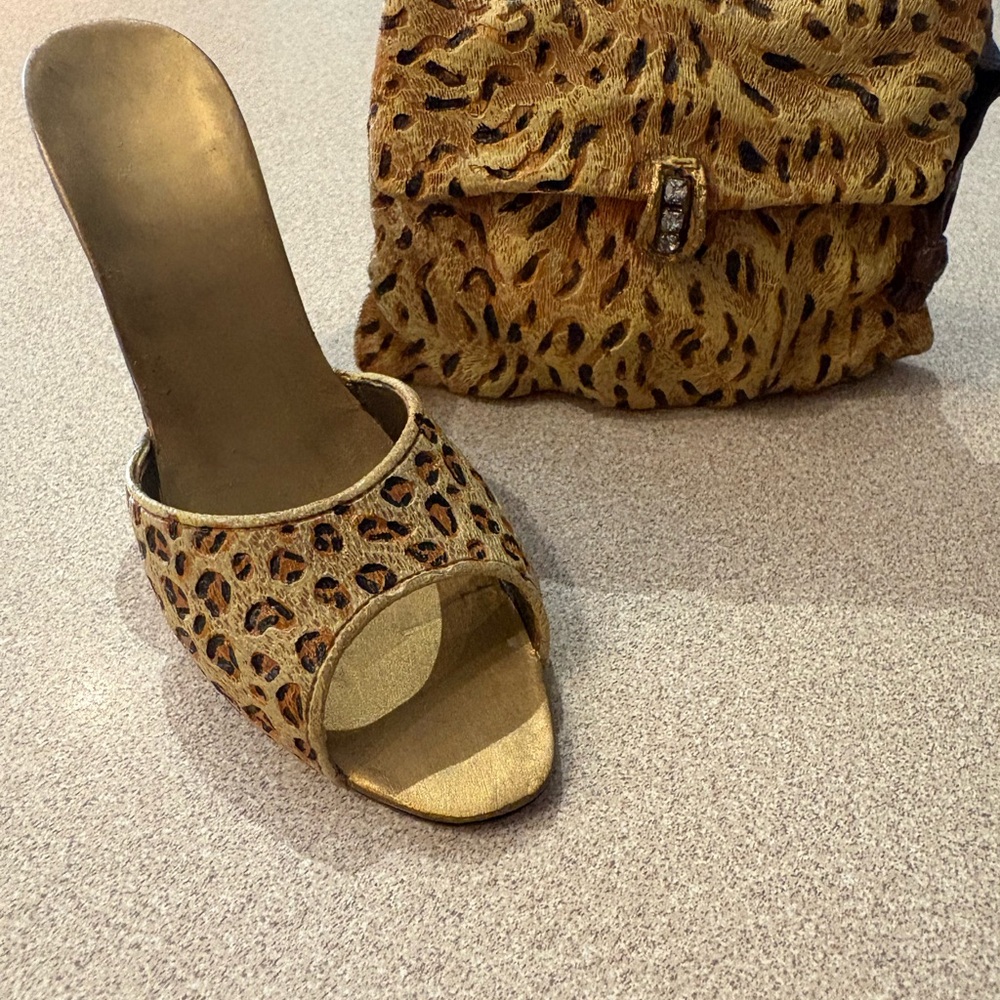 If The Shoe Fits Miniature Figurines Popular Imports Nostalgia Shoe Purse Combo